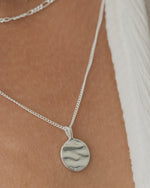 Isla Circle Necklace Silver