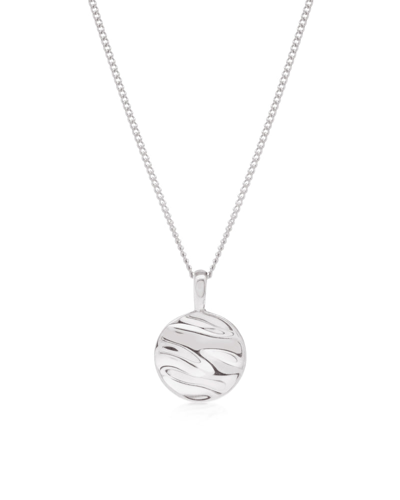 Isla Circle Necklace Silver