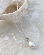 Margot Pearl Necklace Silver