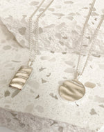 Isla Circle Necklace Silver