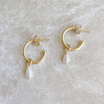 Mini Margot Pearl Hoops Gold